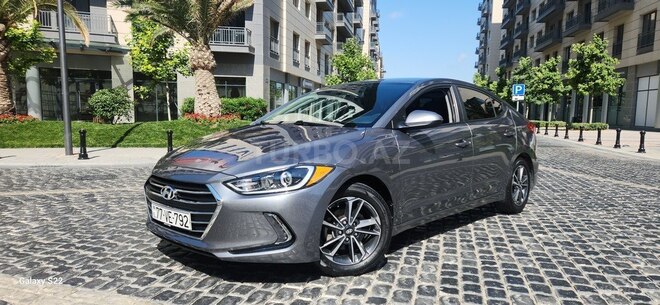 Hyundai Elantra 2018, 83,000 km - 2.0 l - Bakı
