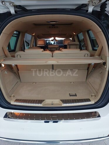 Mercedes GL 550-12