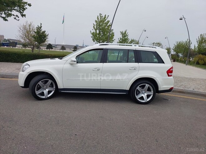Mercedes GL 550-4