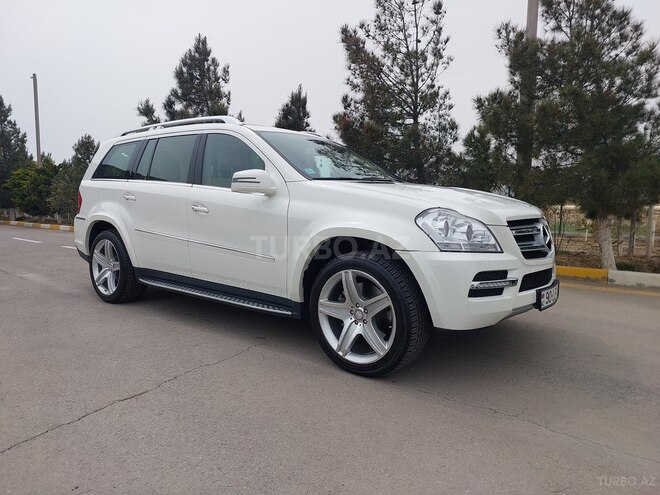 Mercedes GL 550-5