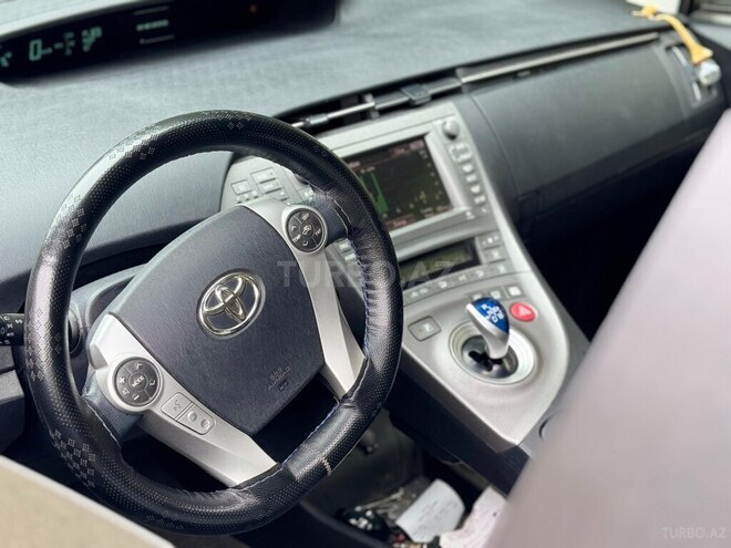 Toyota Prius 2013, 147,674 km - 1.8 l - Gəncə
