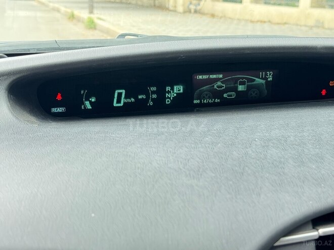 Toyota Prius 2013, 147,674 km - 1.8 l - Gəncə