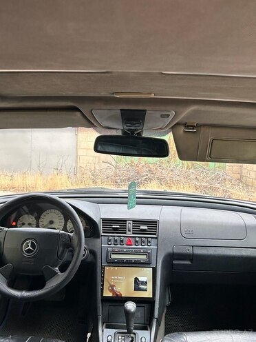 Mercedes C 280 1997, 300,000 km - 2.8 л - Sumqayıt