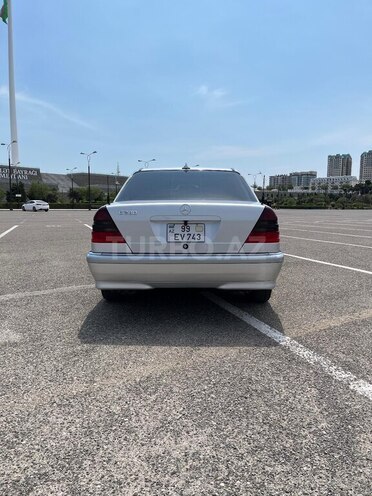 Mercedes C 200 1999, 355,000 km - 2.0 л - Bakı