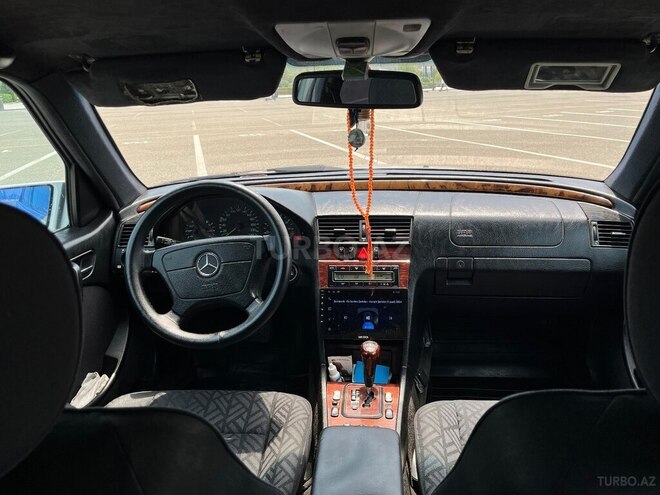 Mercedes C 200 1999, 355,000 km - 2.0 л - Bakı