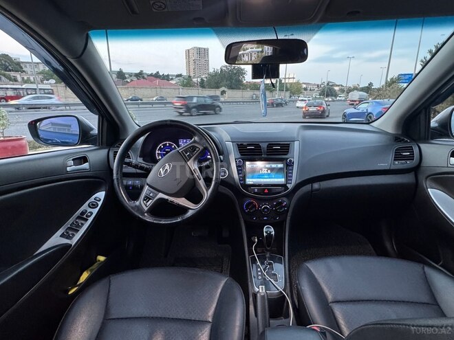 Hyundai Accent 2015, 190,923 km - 1.6 l - Bakı