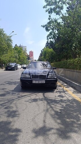 Mercedes C 180 1997, 590,000 km - 1.8 л - Bakı