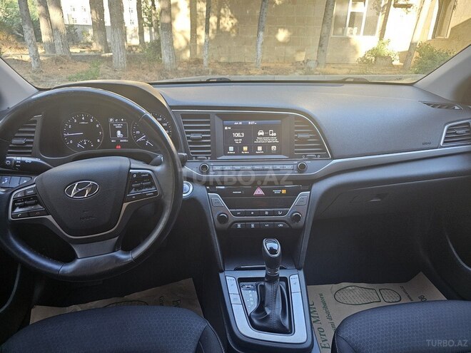 Hyundai Elantra 2017, 152,649 km - 2.0 l - Bakı