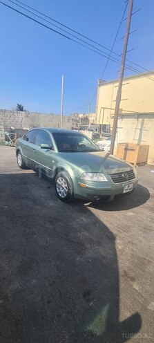 Volkswagen Passat 2001, 261,000 km - 1.8 l - Bakı