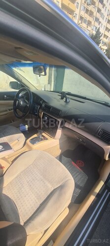 Volkswagen Passat 2001, 261,000 km - 1.8 l - Bakı