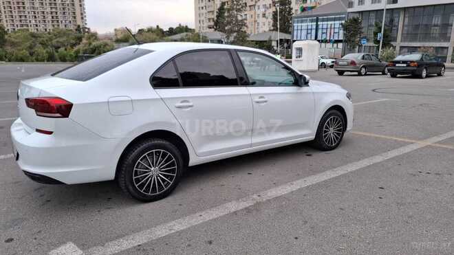 Volkswagen Polo 2020, 60,500 km - 1.6 l - Bakı