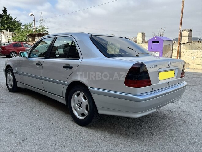 Mercedes C 220 d 2000, 327,000 km - 2.2 l - Bakı