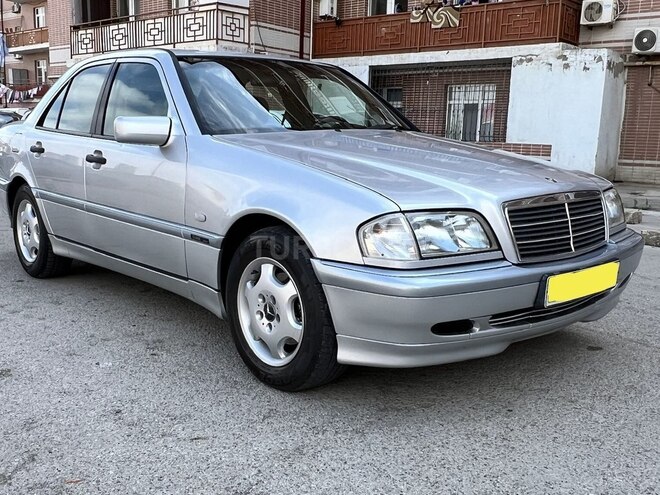 Mercedes C 220 d 2000, 327,000 km - 2.2 l - Bakı