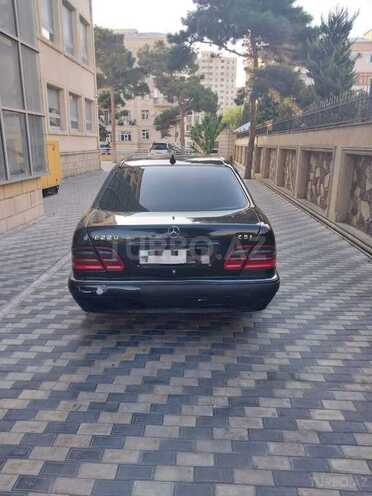 Mercedes E 220 d 1998, 300,000 km - 2.2 l - Bakı