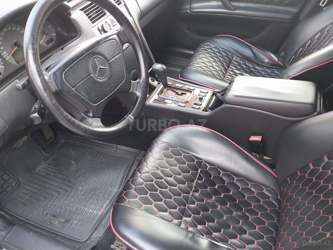 Mercedes E 220 d 1998, 300,000 km - 2.2 l - Bakı