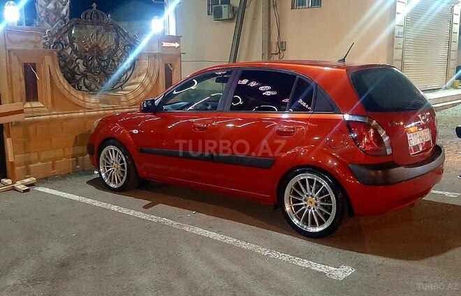 Kia Rio 2008, 250,000 km - 1.4 l - Lənkəran