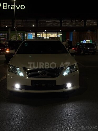 Toyota Camry-3