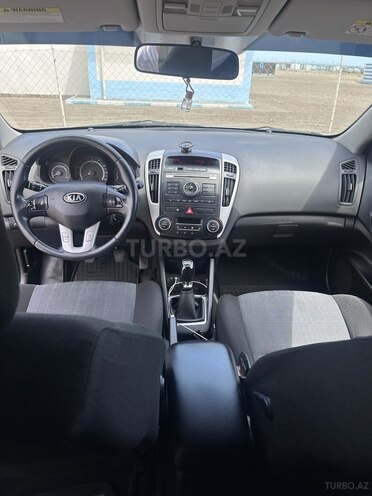 Kia  2010, 200,000 km - 1.6 l - Bakı