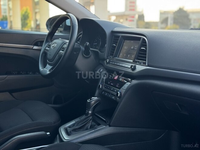 Hyundai Elantra 2017, 112,000 km - 2.0 л - Bakı