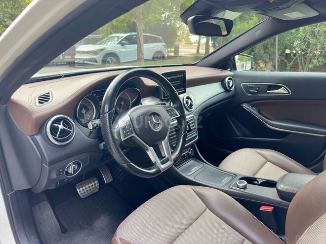 Mercedes GLA 250 4MATIC 2014, 134,000 km - 2.0 l - Bakı