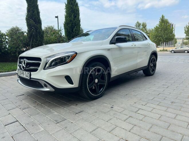 Mercedes GLA 250 4MATIC 2014, 134,000 km - 2.0 l - Bakı