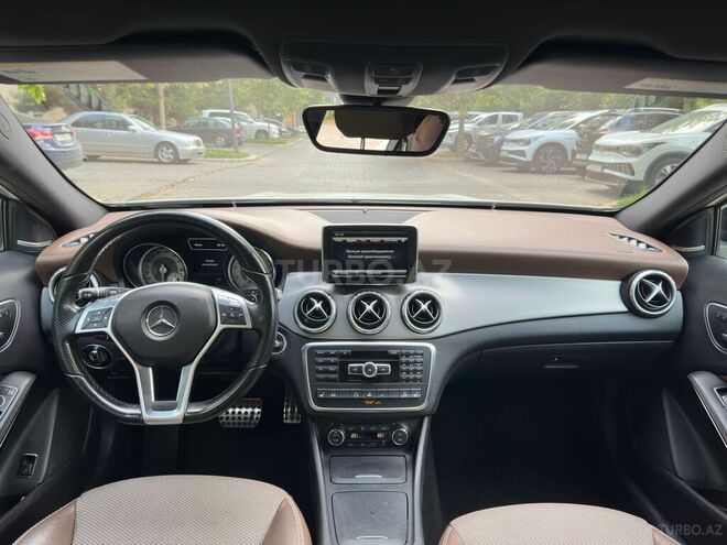 Mercedes GLA 250 4MATIC 2014, 134,000 km - 2.0 l - Bakı