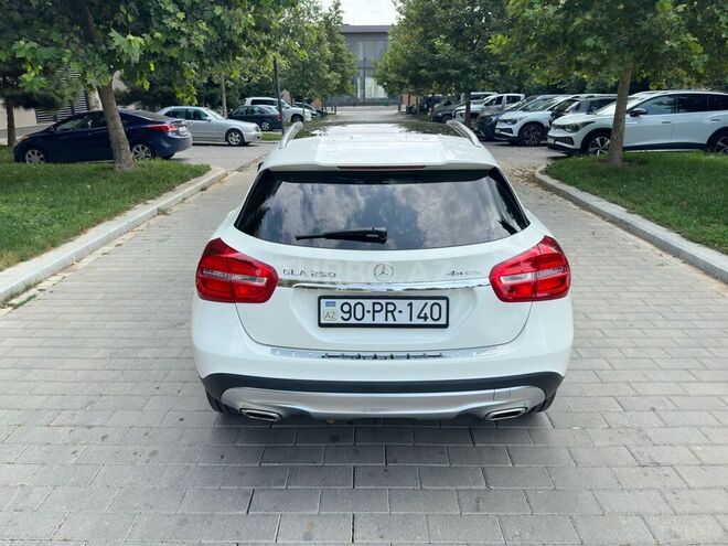 Mercedes GLA 250 4MATIC 2014, 134,000 km - 2.0 l - Bakı