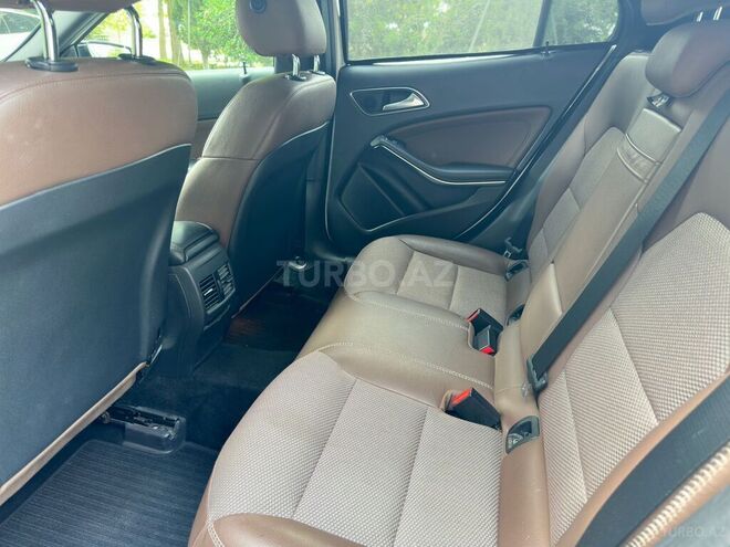 Mercedes GLA 250 4MATIC 2014, 134,000 km - 2.0 l - Bakı