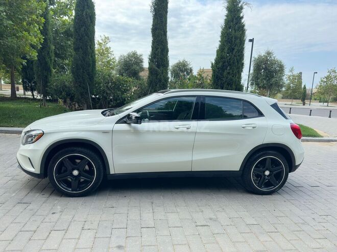 Mercedes GLA 250 4MATIC 2014, 134,000 km - 2.0 l - Bakı