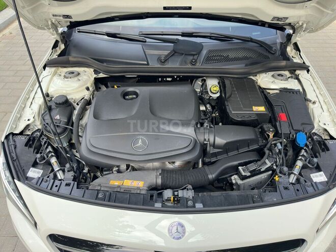 Mercedes GLA 250 4MATIC 2014, 134,000 km - 2.0 l - Bakı