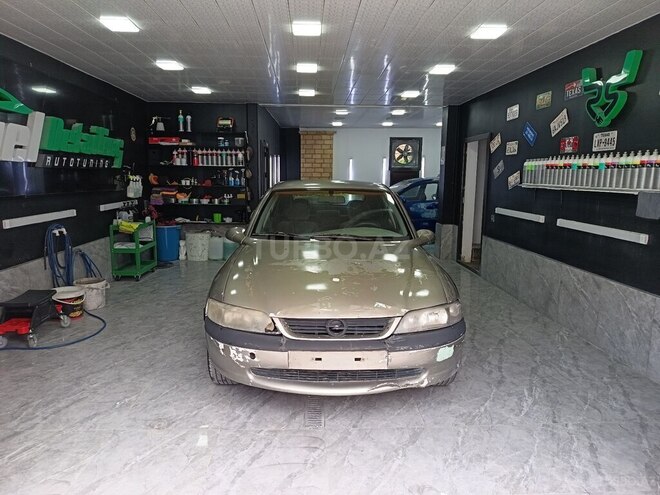 Opel Vectra 1996, 352,632 km - 2.0 l - Bakı