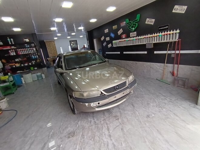 Opel Vectra 1996, 352,632 km - 2.0 l - Bakı