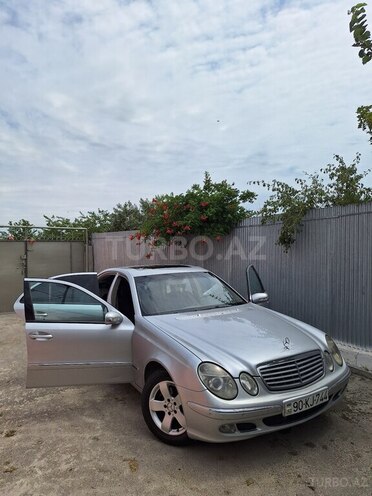 Mercedes E 220 d 2002, 443,000 km - 2.2 l - Bakı
