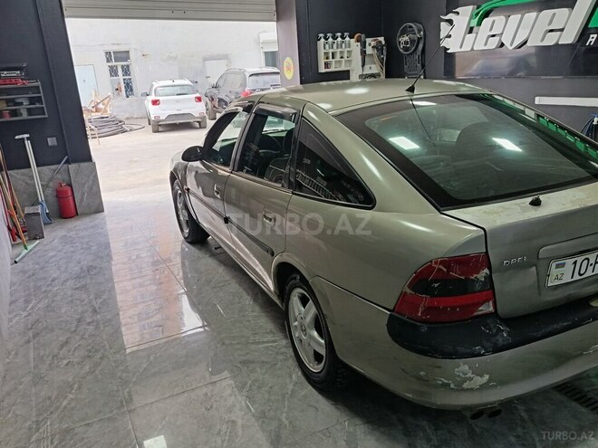 Opel Vectra 1996, 352,632 km - 2.0 l - Bakı