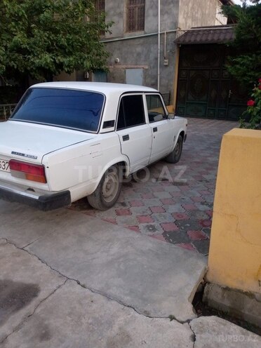 LADA (VAZ) 2107 2006, 95,000 km - 1.6 л - Yevlax