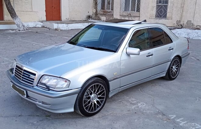 Mercedes C 240 2000, 327,000 km - 2.4 л - Bakı