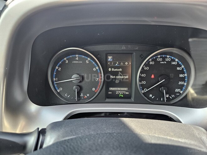 Toyota RAV4 2018, 27,300 km - 2.0 l - Bakı