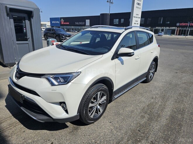 Toyota RAV4 2018, 27,300 km - 2.0 l - Bakı