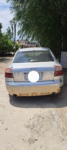 Audi A4 2002, 300,000 km - 1.8 l - Bakı