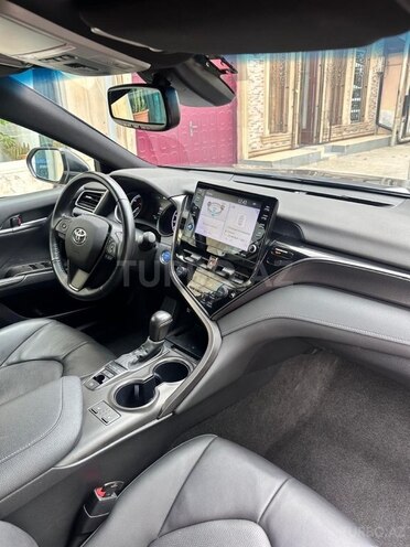 Toyota Camry-3