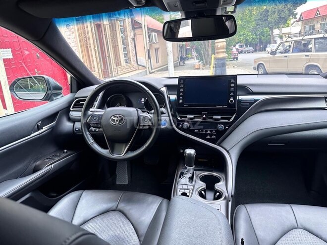 Toyota Camry-10