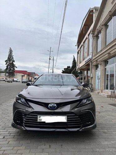 Toyota Camry-9