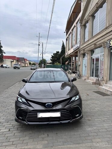 Toyota Camry-1