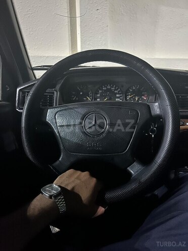 Mercedes 190 1992, 400,000 km - 2.0 l - Hacıqabul