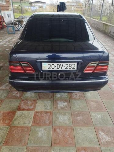 Mercedes E 220 d 2000, 320,000 km - 2.2 l - Biləsuvar