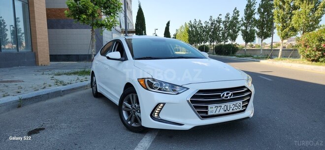 Hyundai Elantra 2018, 98,000 km - 2.0 л - Bakı