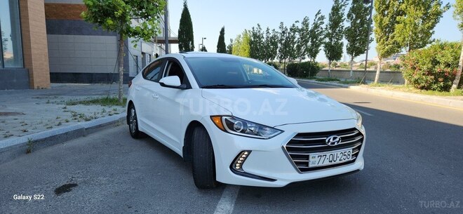 Hyundai Elantra 2018, 98,000 km - 2.0 л - Bakı