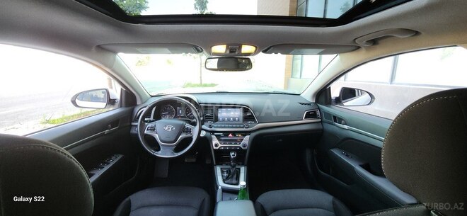 Hyundai Elantra 2018, 98,000 km - 2.0 л - Bakı