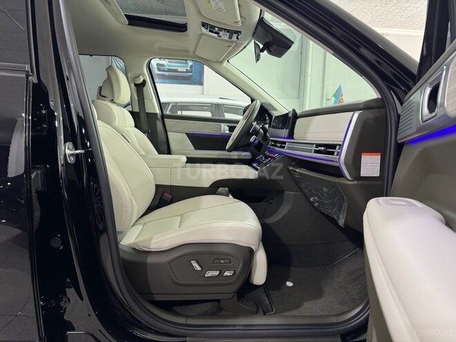 Hyundai Santa Fe-12