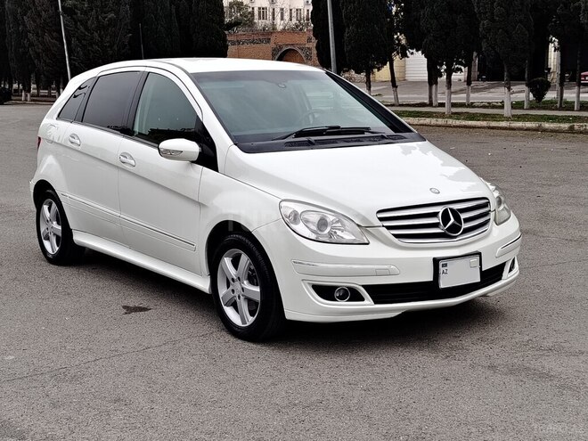 Mercedes B 170 2008, 178,000 km - 1.7 л - Gəncə